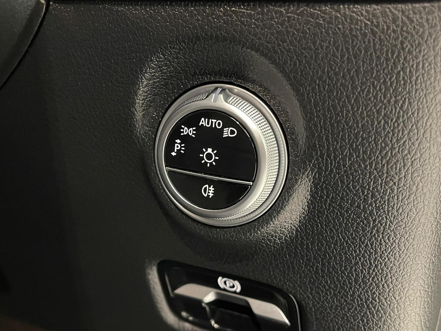 Used Mercedes-Benz C Class 2022 for sale - 76398950: Photo 24