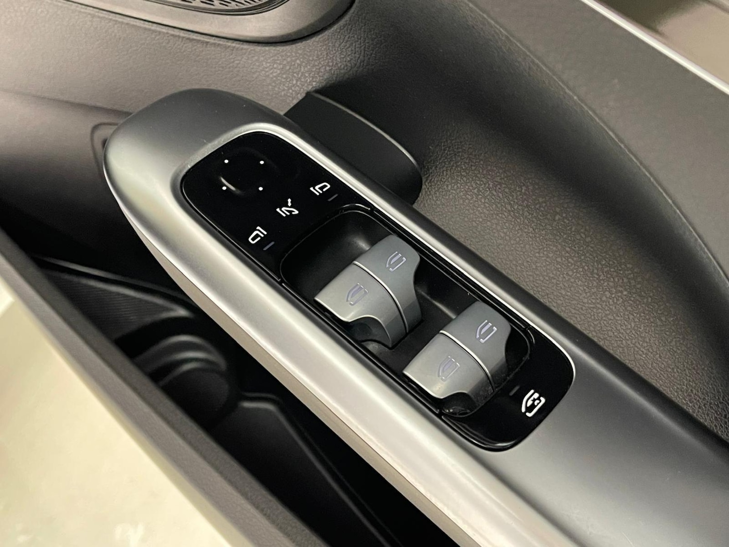 Used Mercedes-Benz C Class 2022 for sale - 76398950: Photo 26