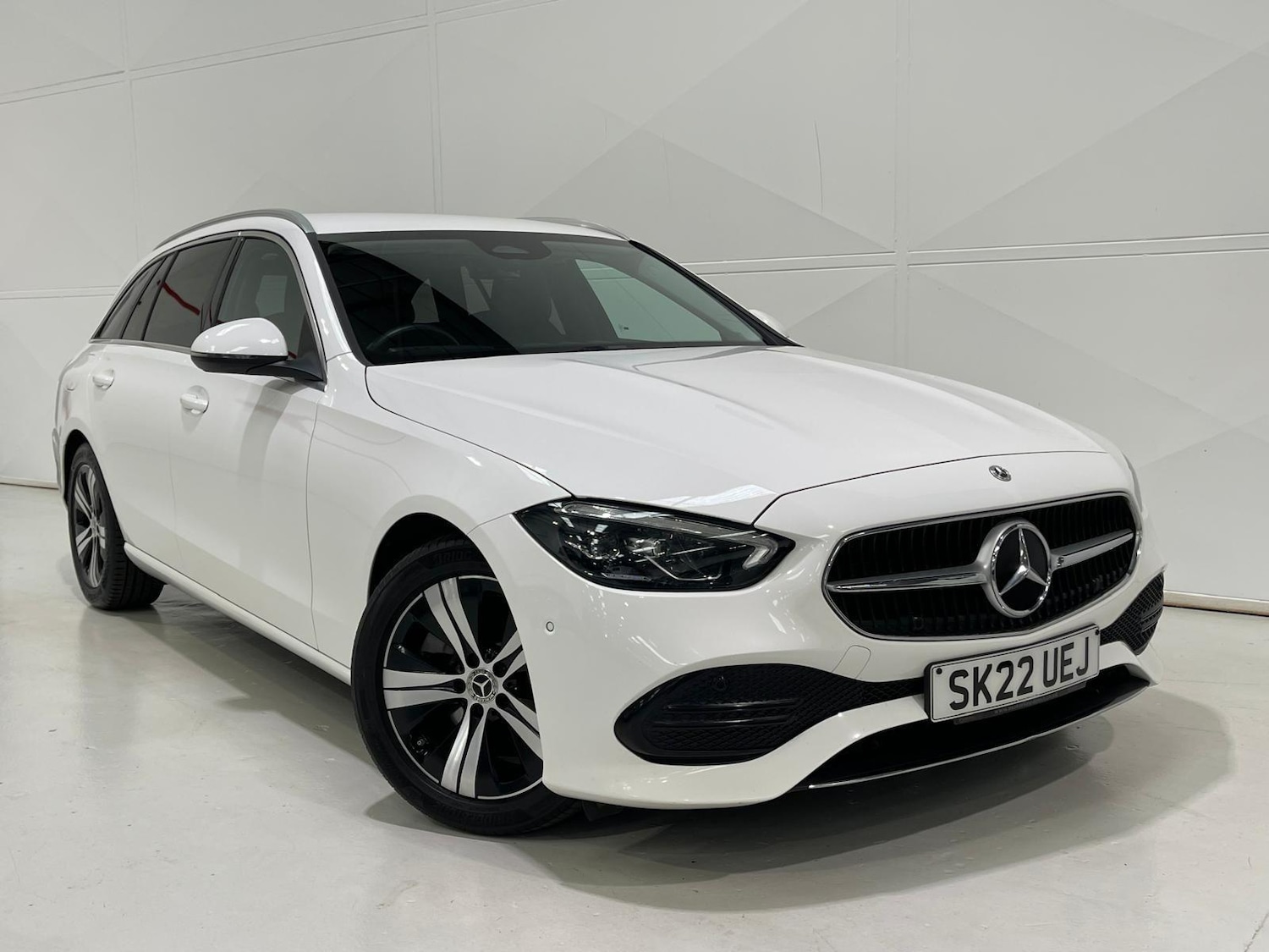 Used Mercedes-Benz C Class 2022 for sale - 76398950: Photo 71