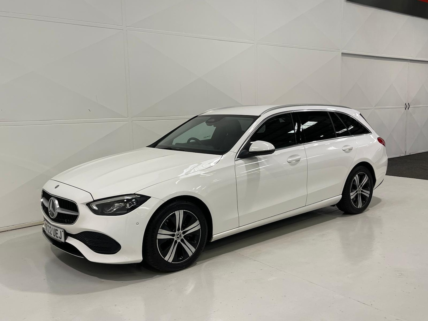 Used Mercedes-Benz C Class 2022 for sale - 76398950: Photo 99