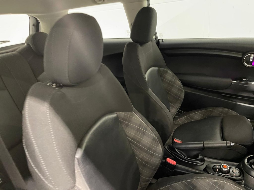 Used MINI Hatch 2018 for sale - 76867390: Photo 23