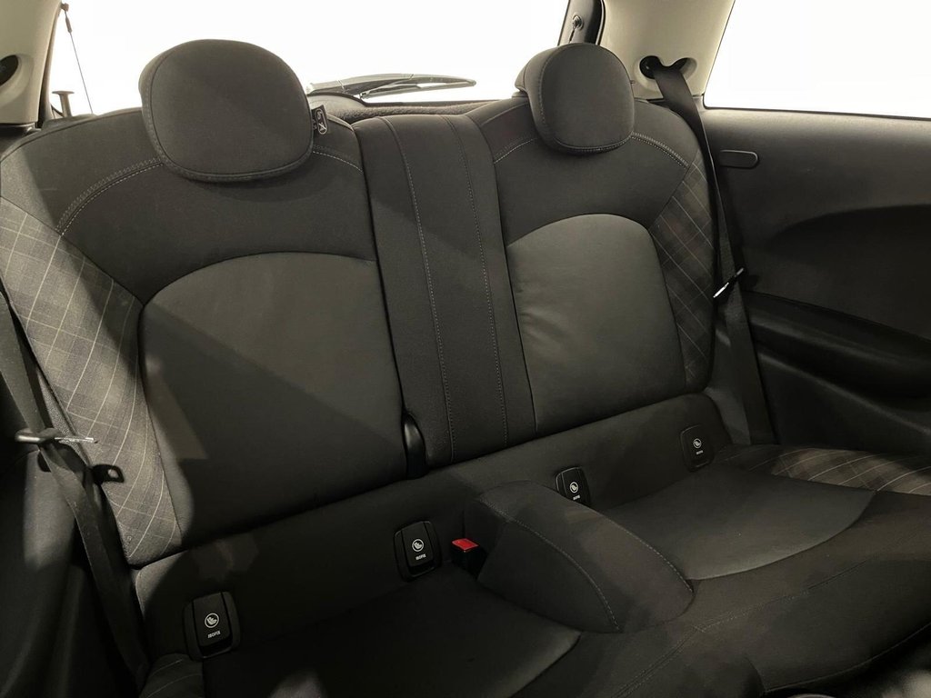 Used MINI Hatch 2018 for sale - 76867390: Photo 29