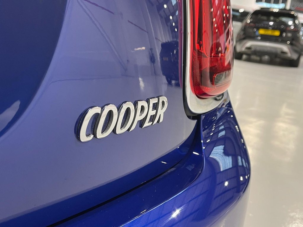 Used MINI Hatch 2018 for sale - 76867390: Photo 40