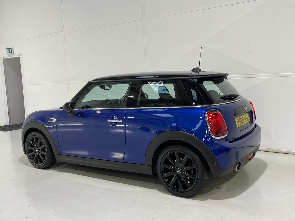 Used MINI Hatch 2018 for sale - 76867390: Photo 5