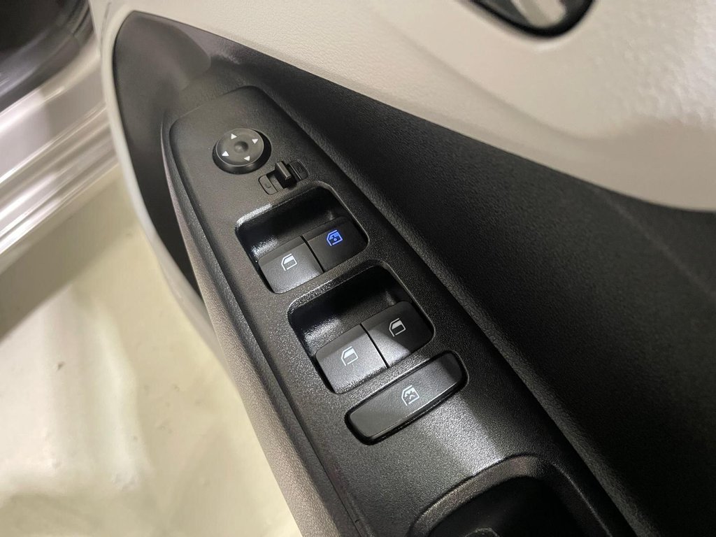 Used Hyundai i10 2022 for sale - 76665743: Photo 24