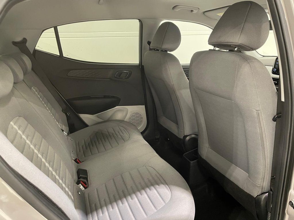 Used Hyundai i10 2022 for sale - 76665743: Photo 31