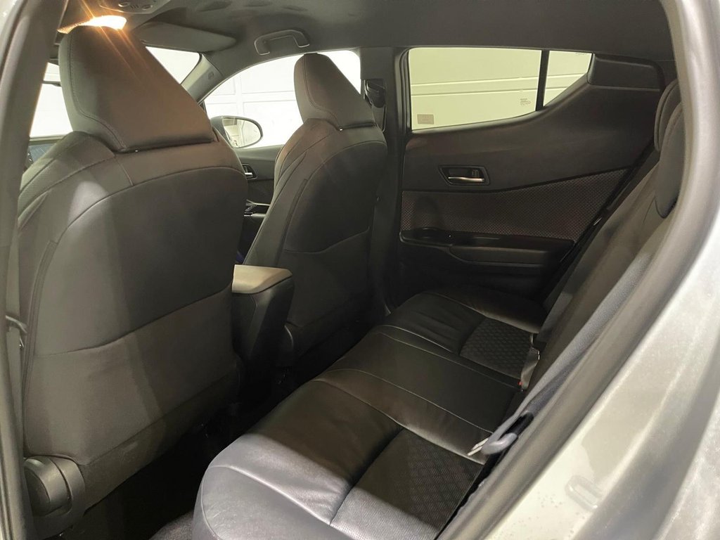 Used Toyota C-HR 2023 for sale - 78016998: Photo 34