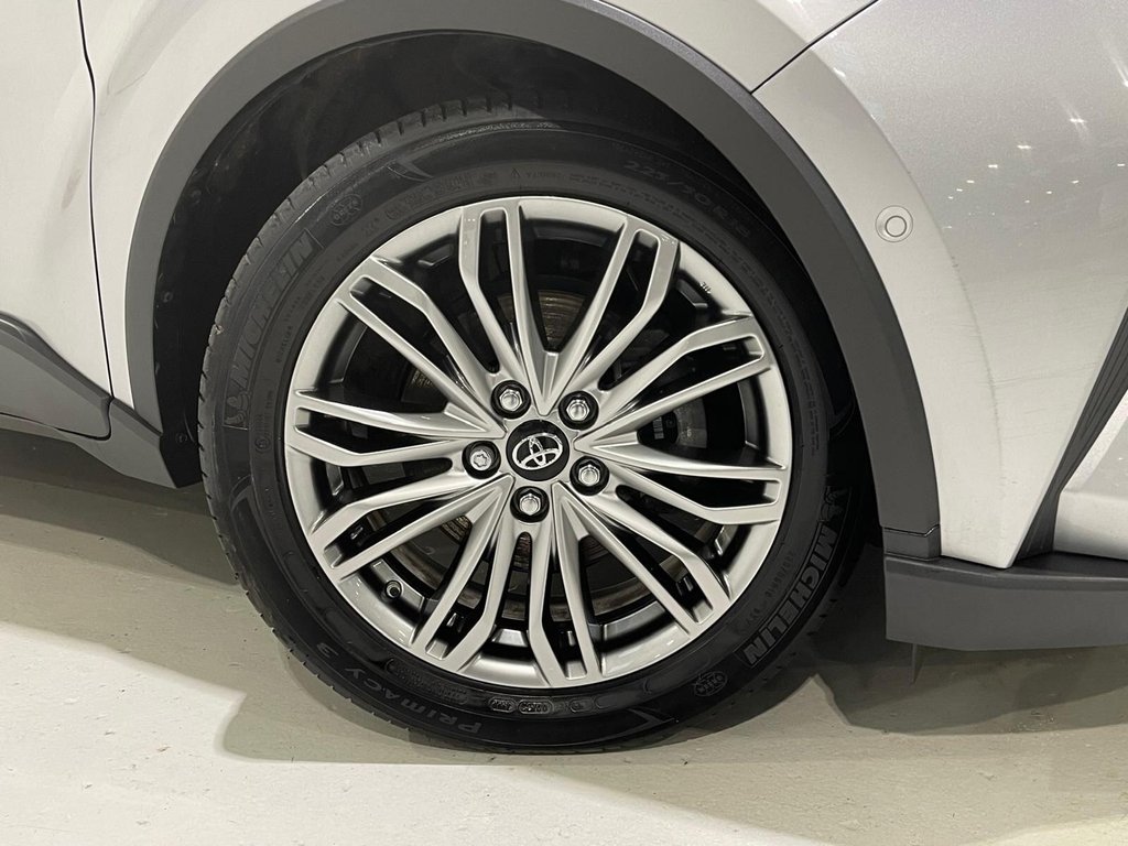 Used Toyota C-HR 2023 for sale - 78016998: Photo 44