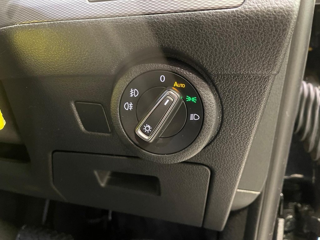 Used Volkswagen Caravelle 2021 for sale - 77966655: Photo 25