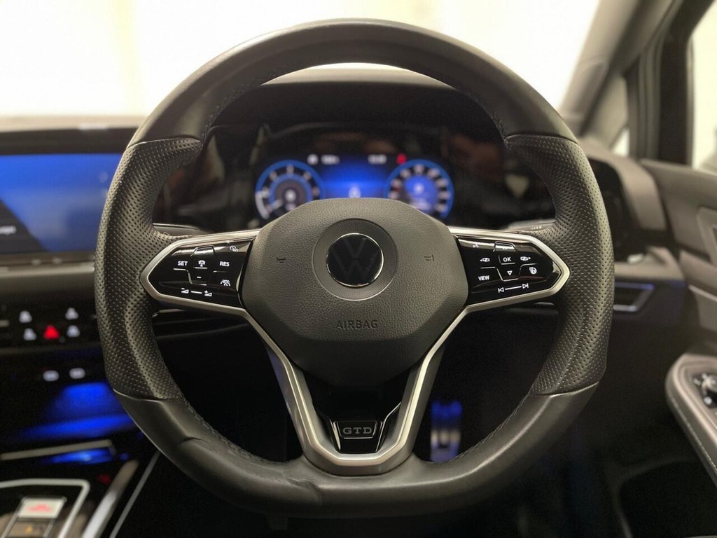 Used Volkswagen Golf 2023 for sale - 76481705: Photo 11