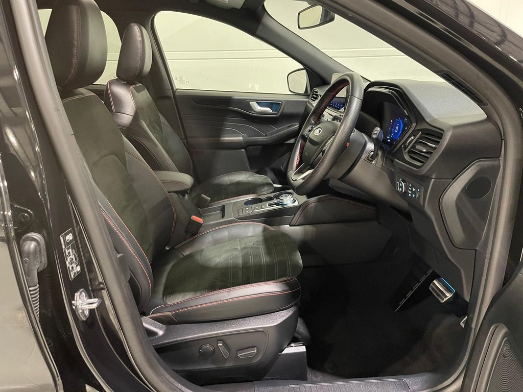 Used Ford Kuga 2024 for sale - 76923240: Photo 28