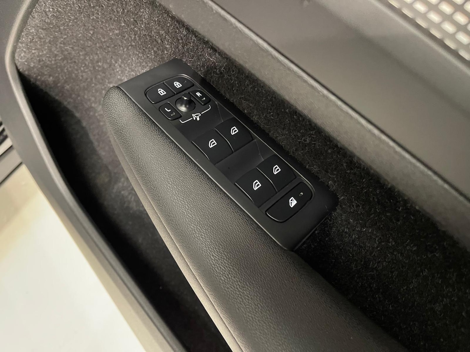 Used Volvo XC40 2020 for sale - 76398971: Photo 21