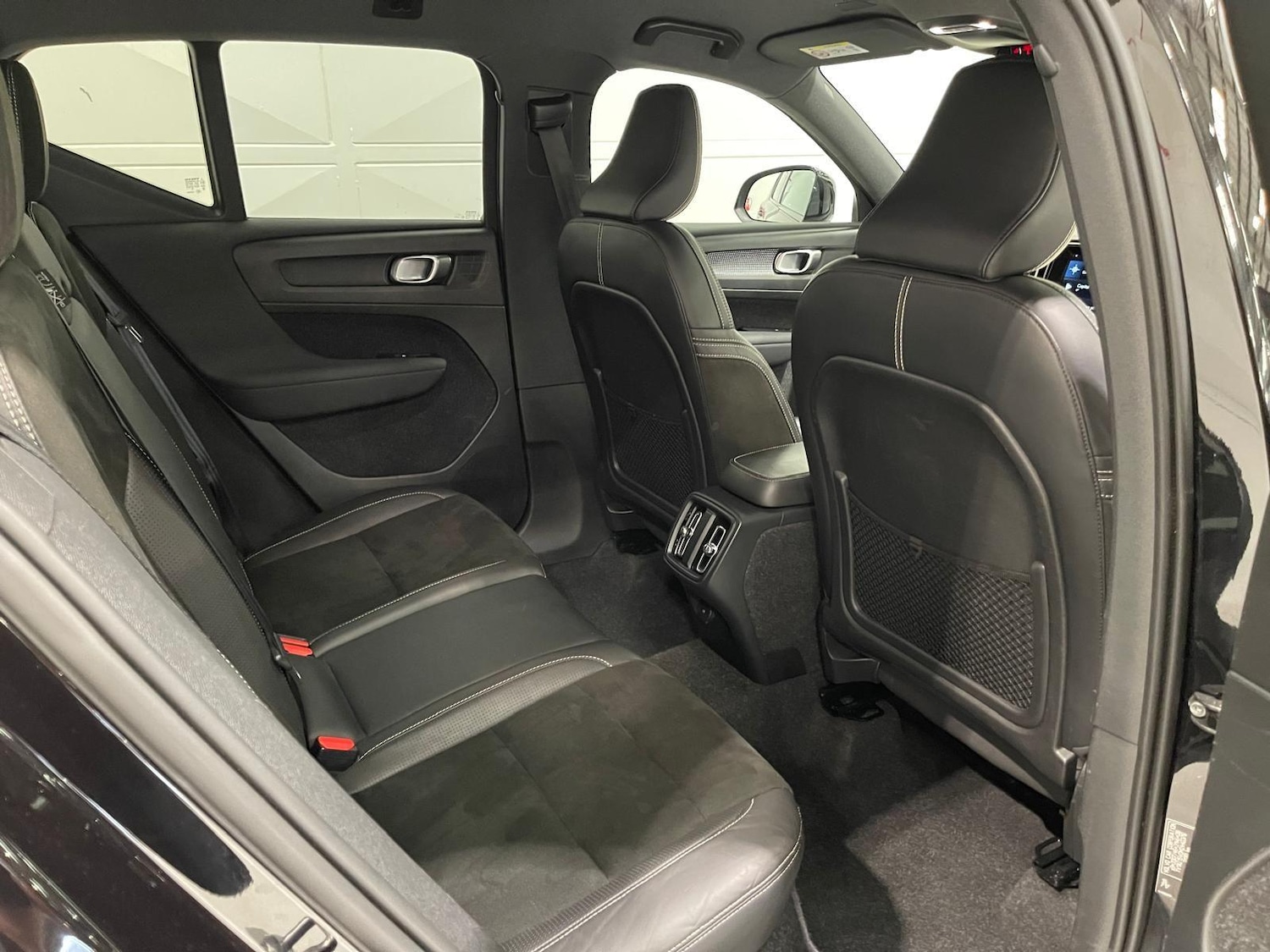 Used Volvo XC40 2020 for sale - 76398971: Photo 28