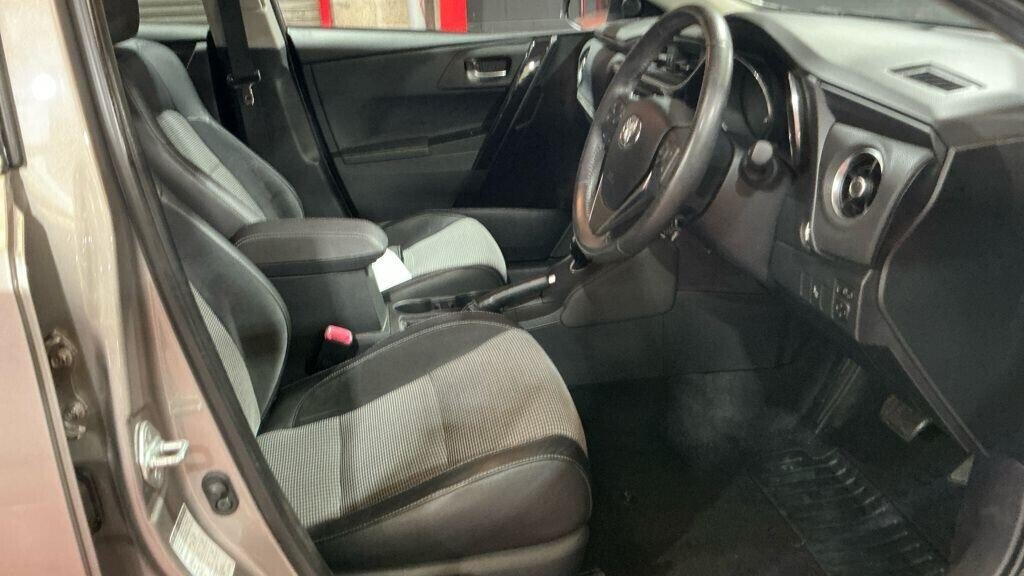 Used Toyota Auris 2016 for sale - 76481757: Photo 9