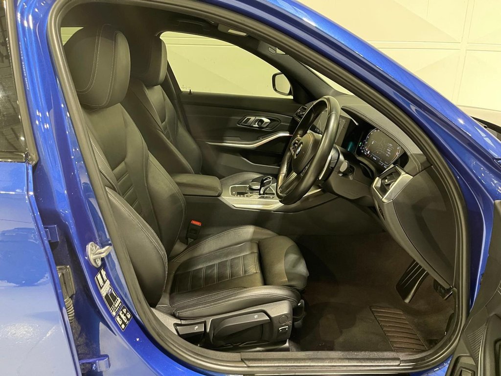 Used BMW 3 Series 2021 for sale - 76900537: Photo 21