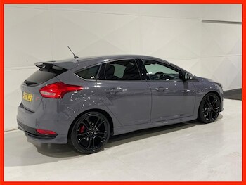 Used Ford Focus 2017 for sale - 76841681: Photo