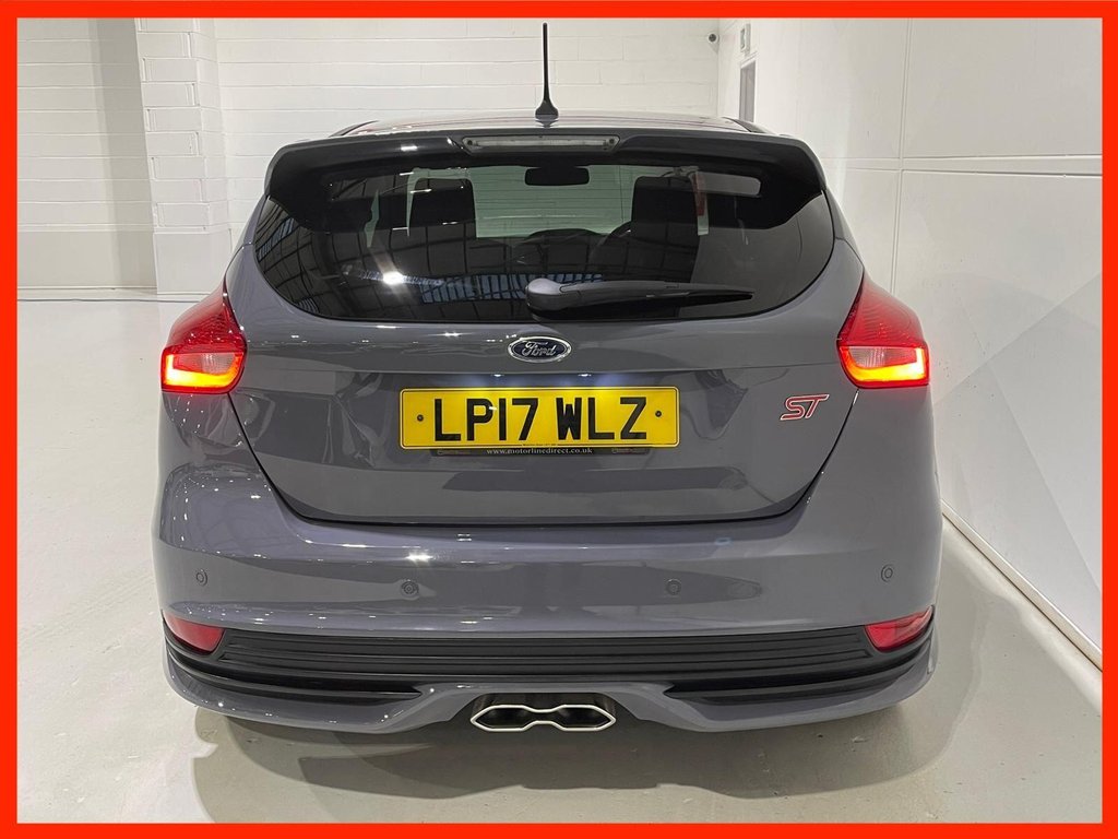 Used Ford Focus 2017 for sale - 76841681: Photo 4