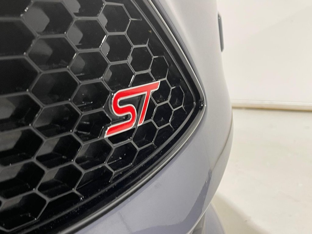 Used Ford Focus 2017 for sale - 76841681: Photo 42