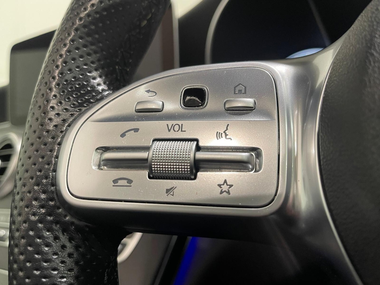 Used Mercedes-Benz C Class 2019 for sale - 76433274: Photo 90