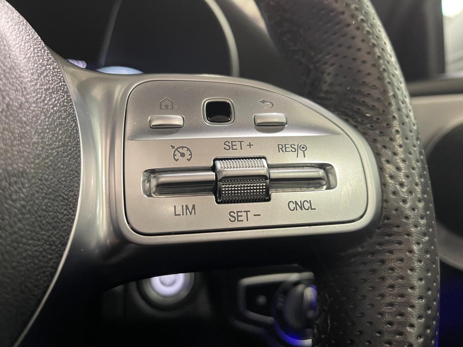 Used Mercedes-Benz C Class 2019 for sale - 76433274: Photo 91