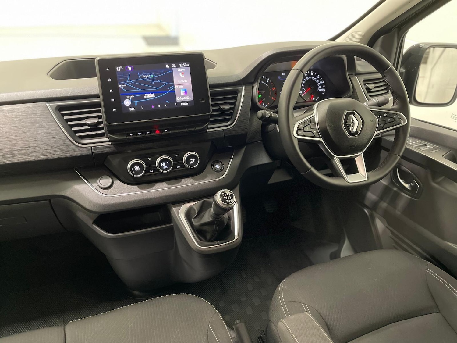 Used Renault Trafic 2024 for sale - 76398426: Photo 28