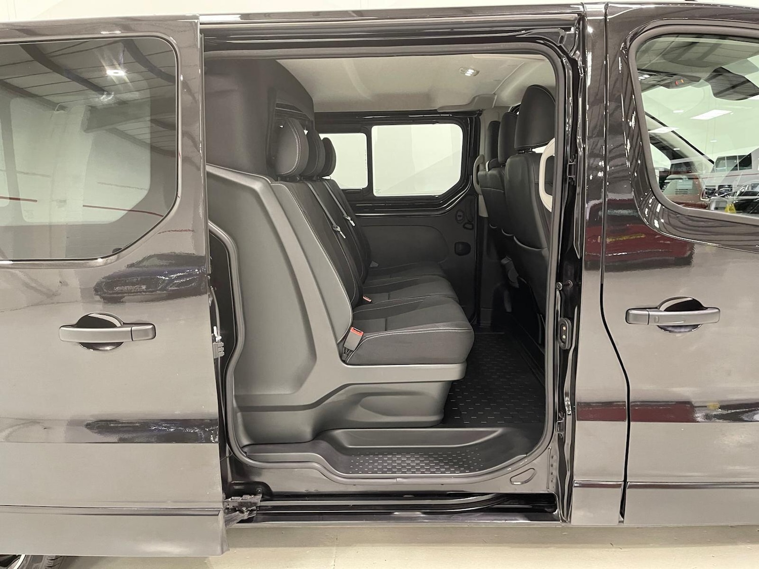 Used Renault Trafic 2024 for sale - 76398426: Photo 86