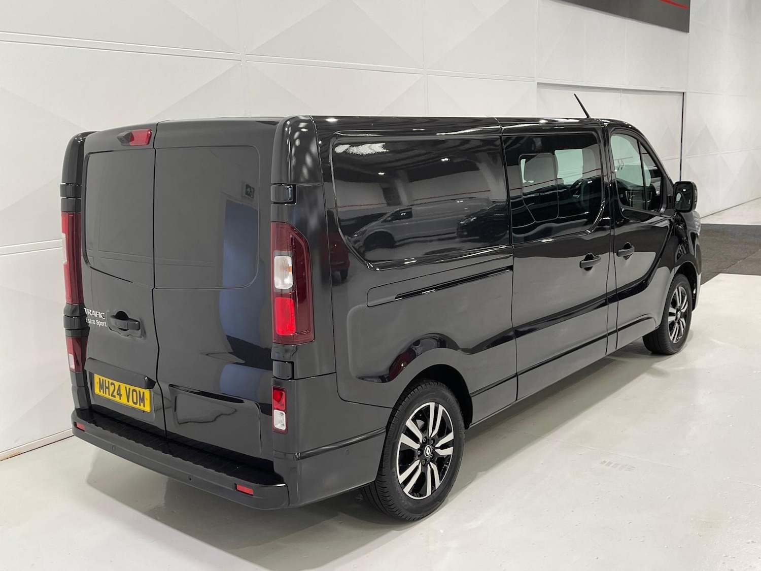 Used Renault Trafic 2024 for sale - 76398426: Photo 91