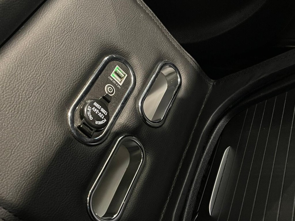 Used Mercedes-Benz V-Class 2019 for sale - 76495897: Photo 22