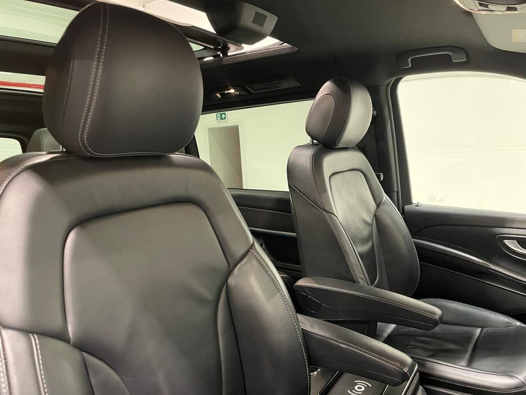 Used Mercedes-Benz V-Class 2019 for sale - 76495897: Photo 30