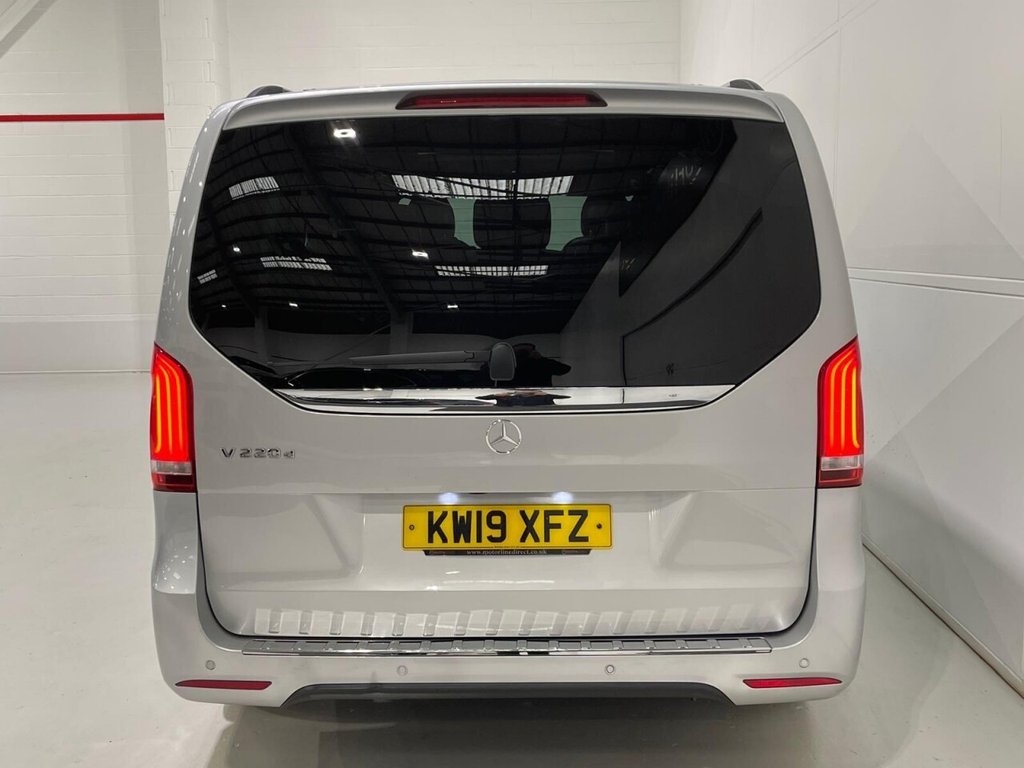 Used Mercedes-Benz V-Class 2019 for sale - 76495897: Photo 5