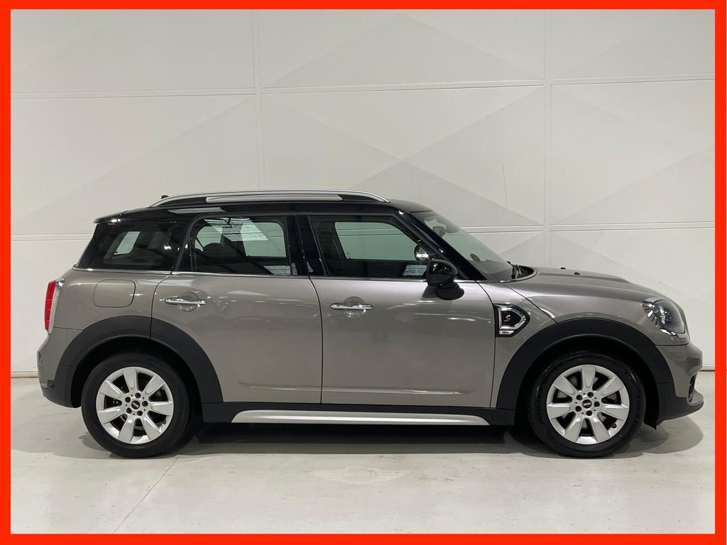 Used MINI Countryman 2017 for sale - 77383912: Photo 2