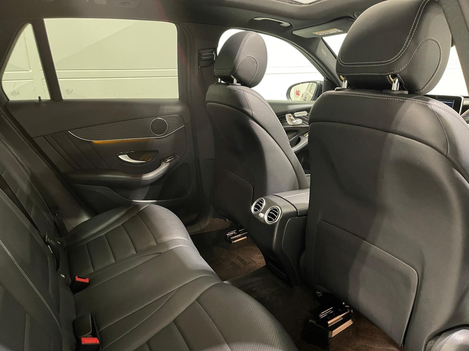 Used Mercedes-Benz GLC 2019 for sale - 76398236: Photo 88