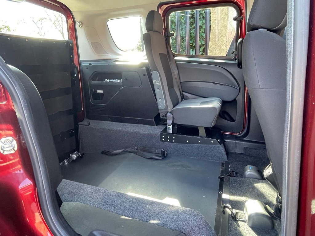 Used Fiat Doblo 2018 for sale - 78181001: Photo 16