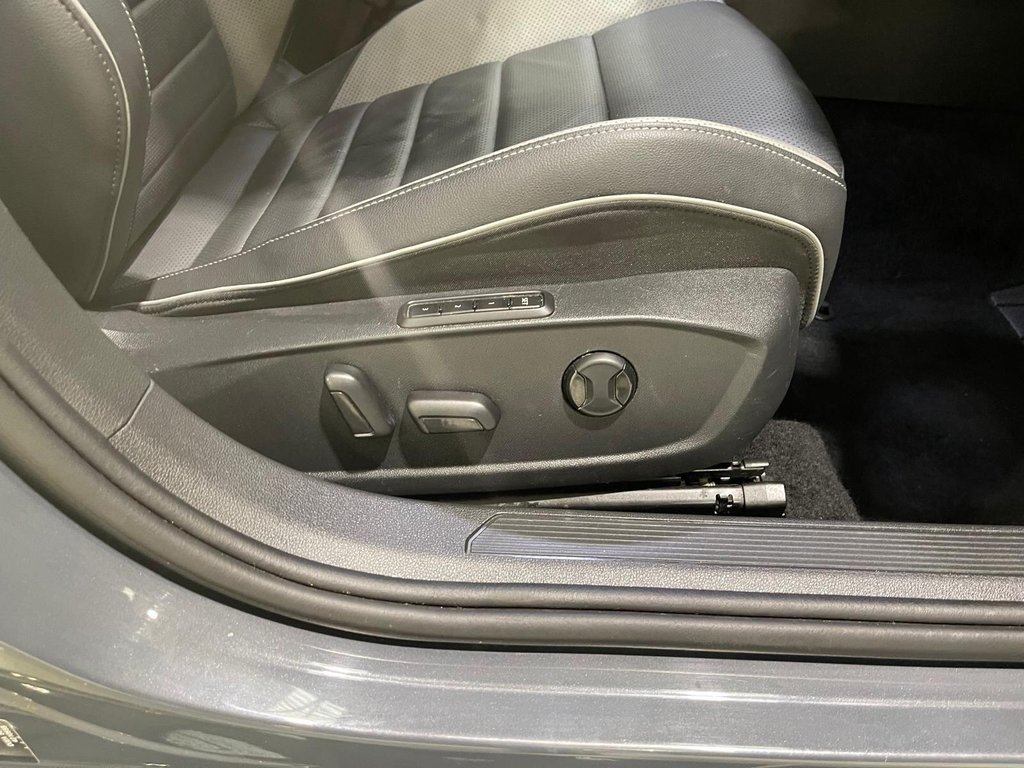 Used Volkswagen Golf 2024 for sale - 76481697: Photo 25