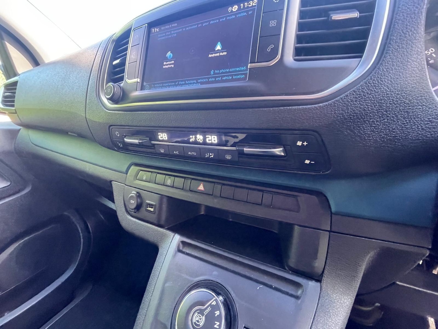 Used Peugeot Traveller 2020 for sale - 76399015: Photo 12