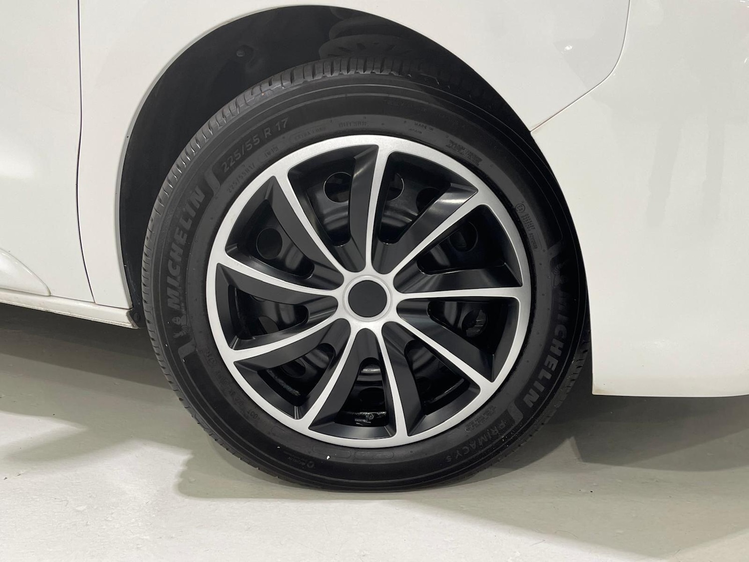 Used Peugeot Traveller 2020 for sale - 76399015: Photo 43