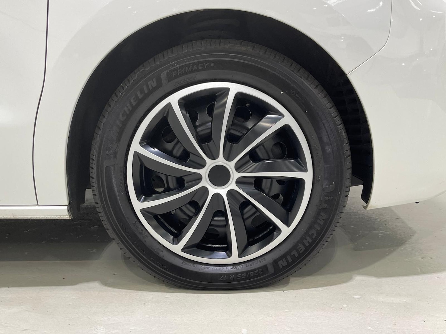 Used Peugeot Traveller 2020 for sale - 76399015: Photo 48