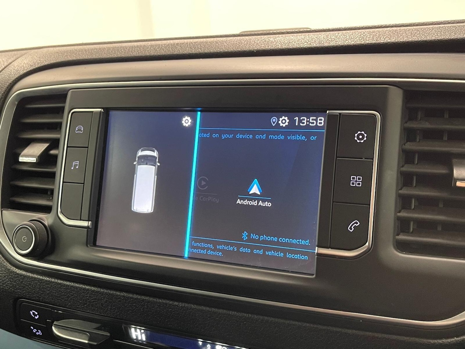 Used Peugeot Traveller 2020 for sale - 76399015: Photo 69