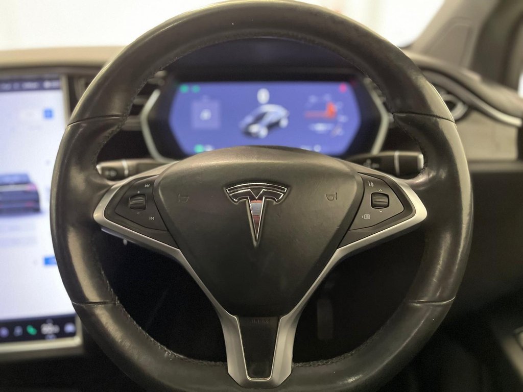 Used Tesla Model X 2018 for sale - 77879519: Photo 11