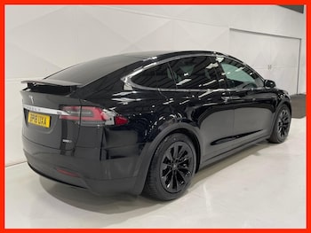 Used Tesla Model X 2018 for sale - 77879519: Photo
