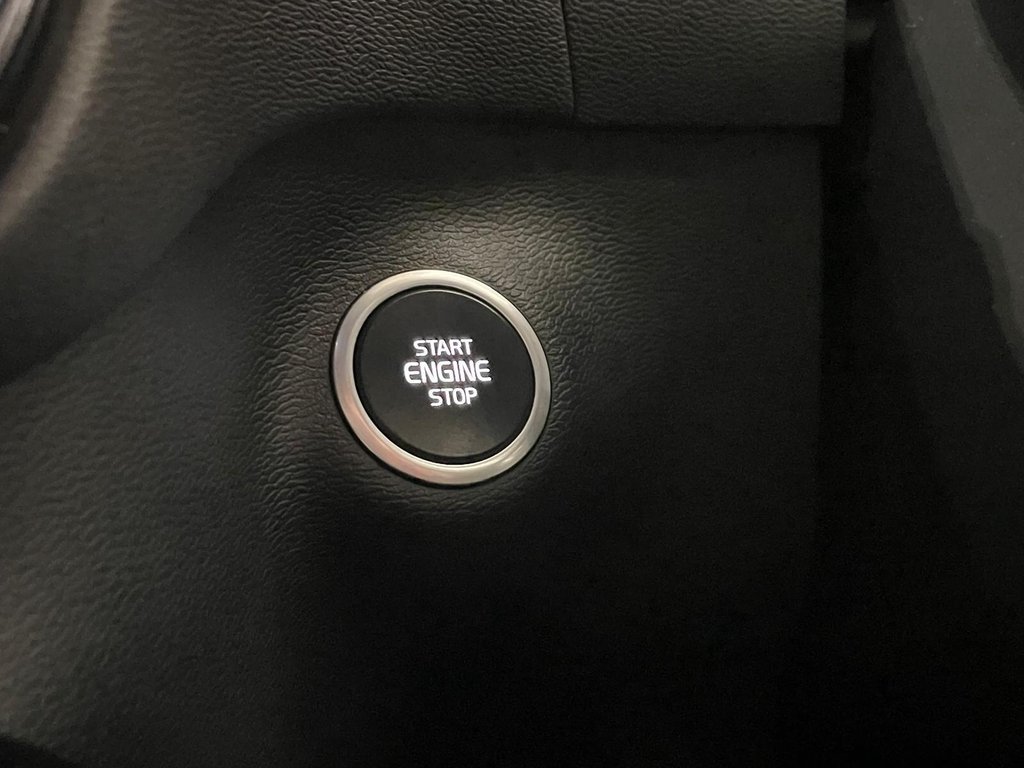 Used Volvo XC40 2020 for sale - 76797812: Photo 21