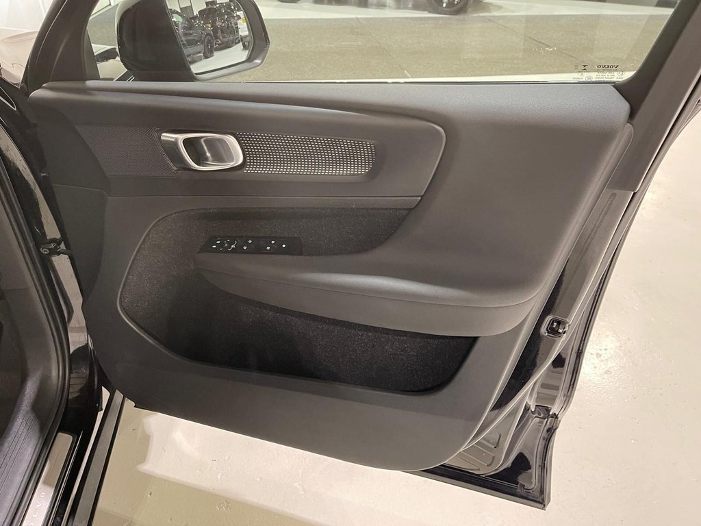 Used Volvo XC40 2020 for sale - 76797812: Photo 23