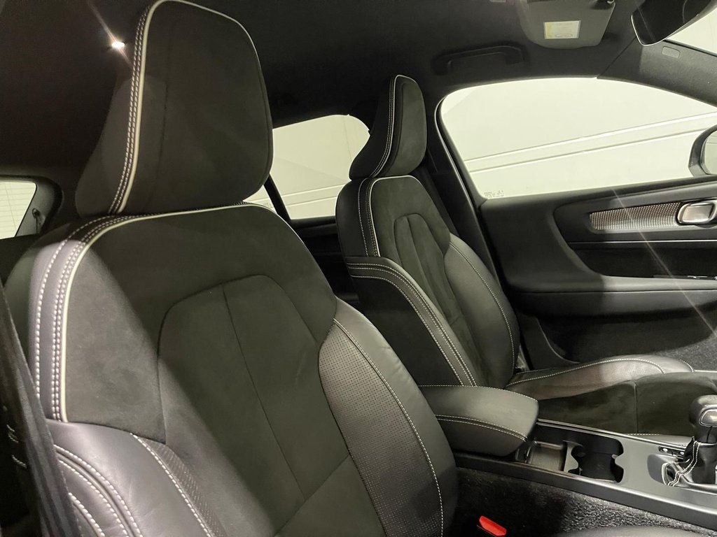 Used Volvo XC40 2020 for sale - 76797812: Photo 26