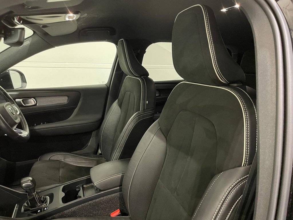 Used Volvo XC40 2020 for sale - 76797812: Photo 29