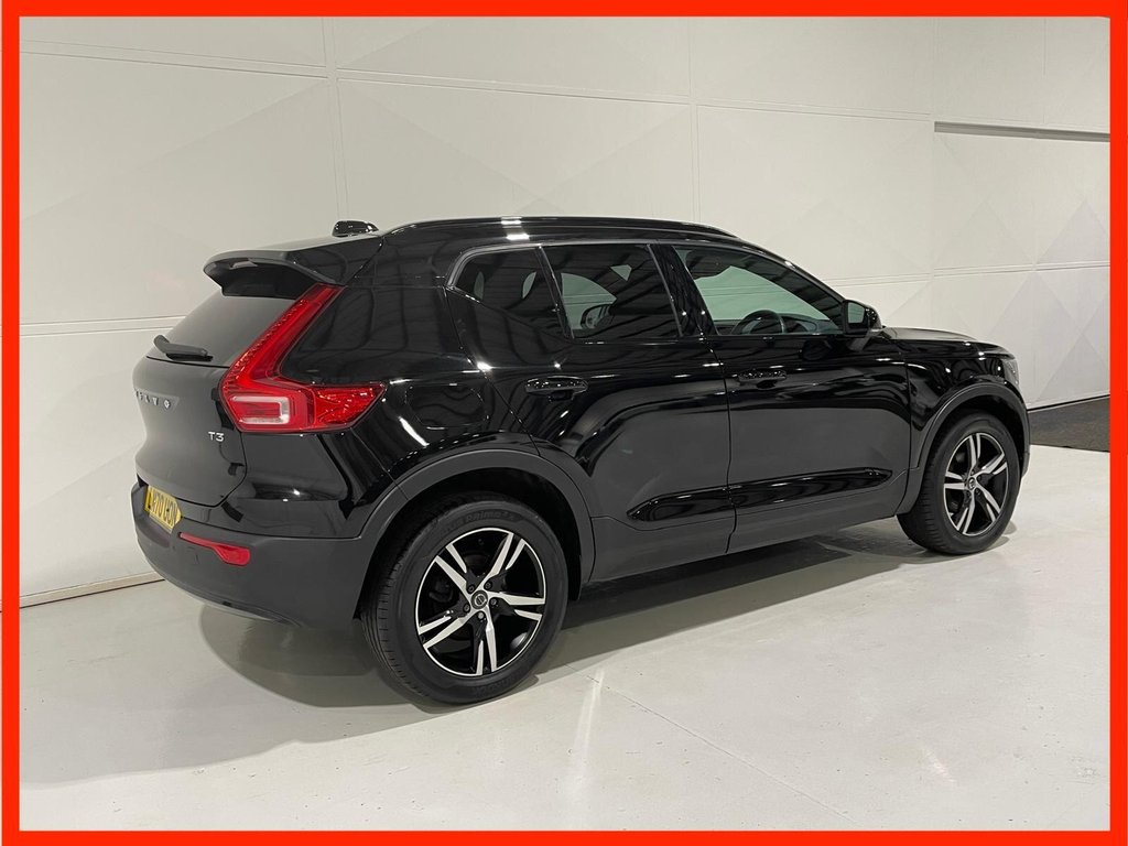 Used Volvo XC40 2020 for sale - 76797812: Photo 3