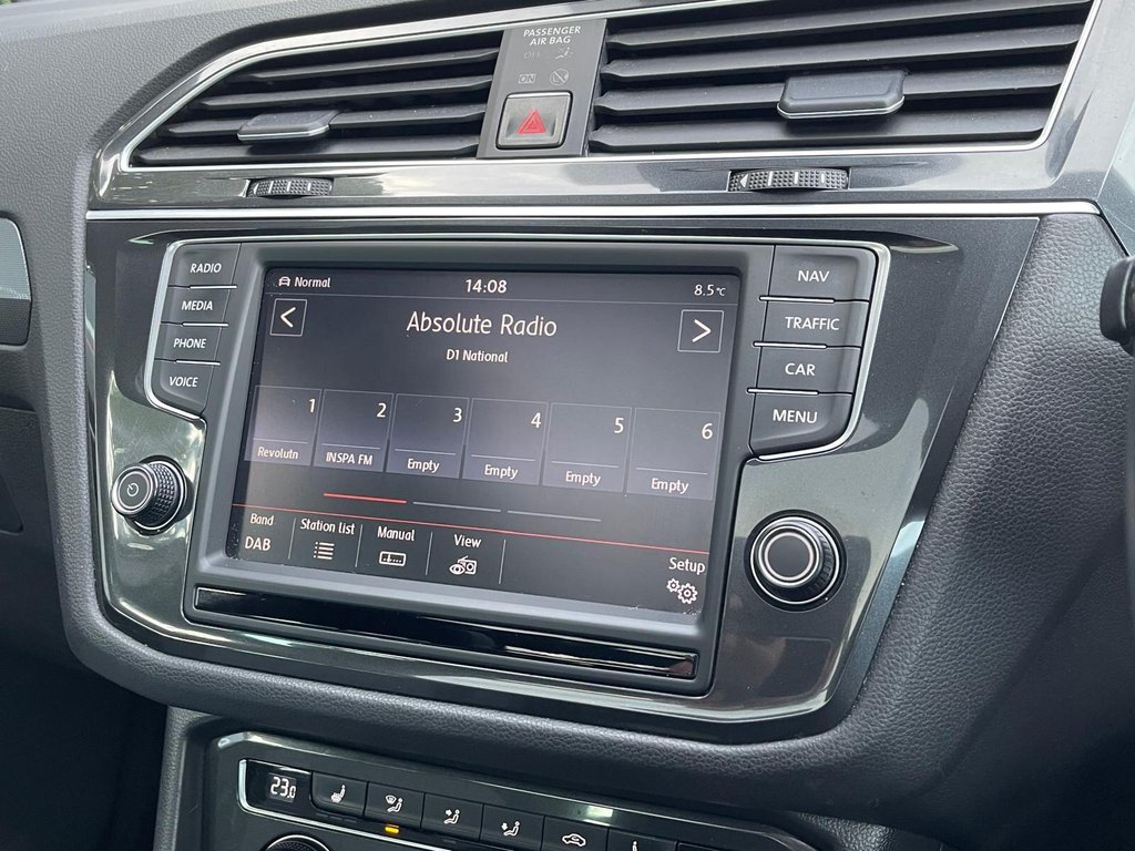 Used Volkswagen Tiguan 2016 for sale - 76797848: Photo 11