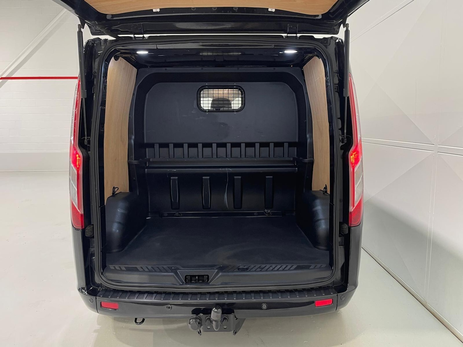 Used Ford Transit Custom 2022 for sale - 76398635: Photo 48