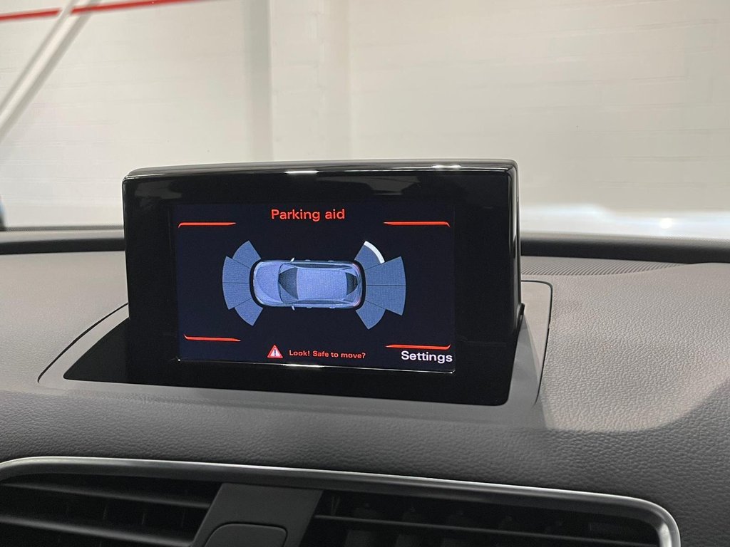 Used Audi Q3 2016 for sale - 77121900: Photo 11