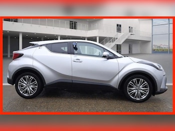 Used Toyota C-HR 2023 for sale - 76725080: Photo