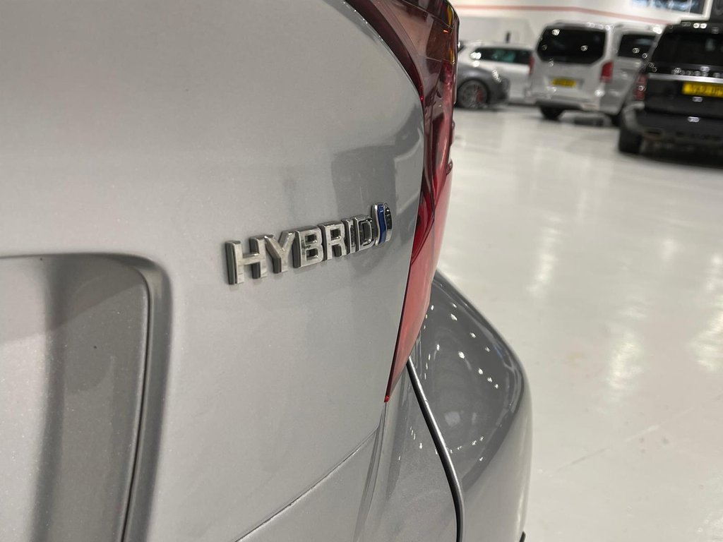 Used Toyota C-HR 2023 for sale - 76725080: Photo 47